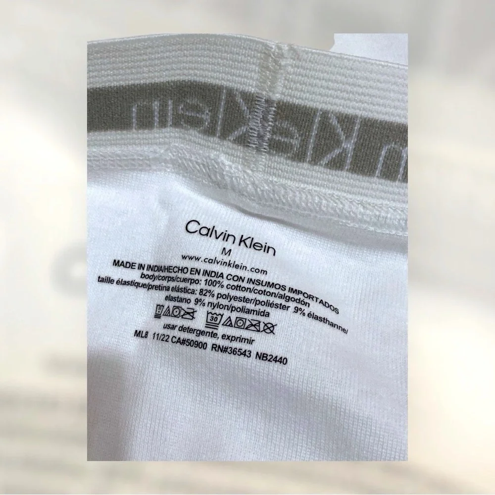 Calvin Klein nwt calvin